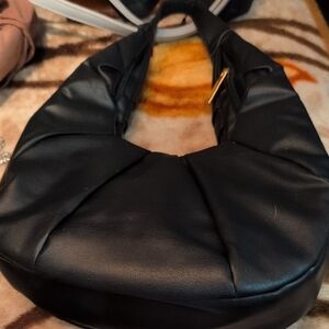 Elegant Black Shoulder Bag